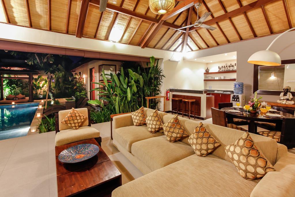 Samana Villas Легиан Экстерьер фото